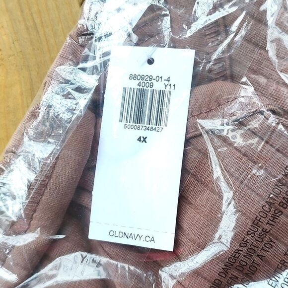 Old Navy Fitted Cropped Rib-Knit Cami Top for Women - Picture 9 of 9